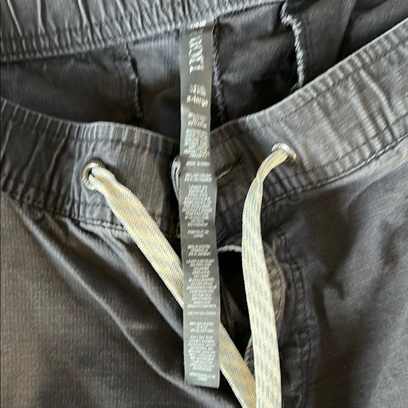Vuori Ripstop Pants - Picture 2 of 2
